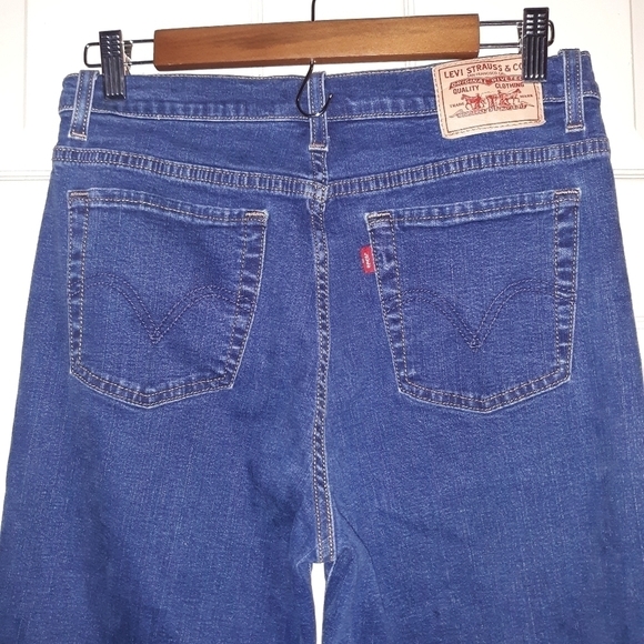 Levi's Jean's size 10M - Picture 5 of 7